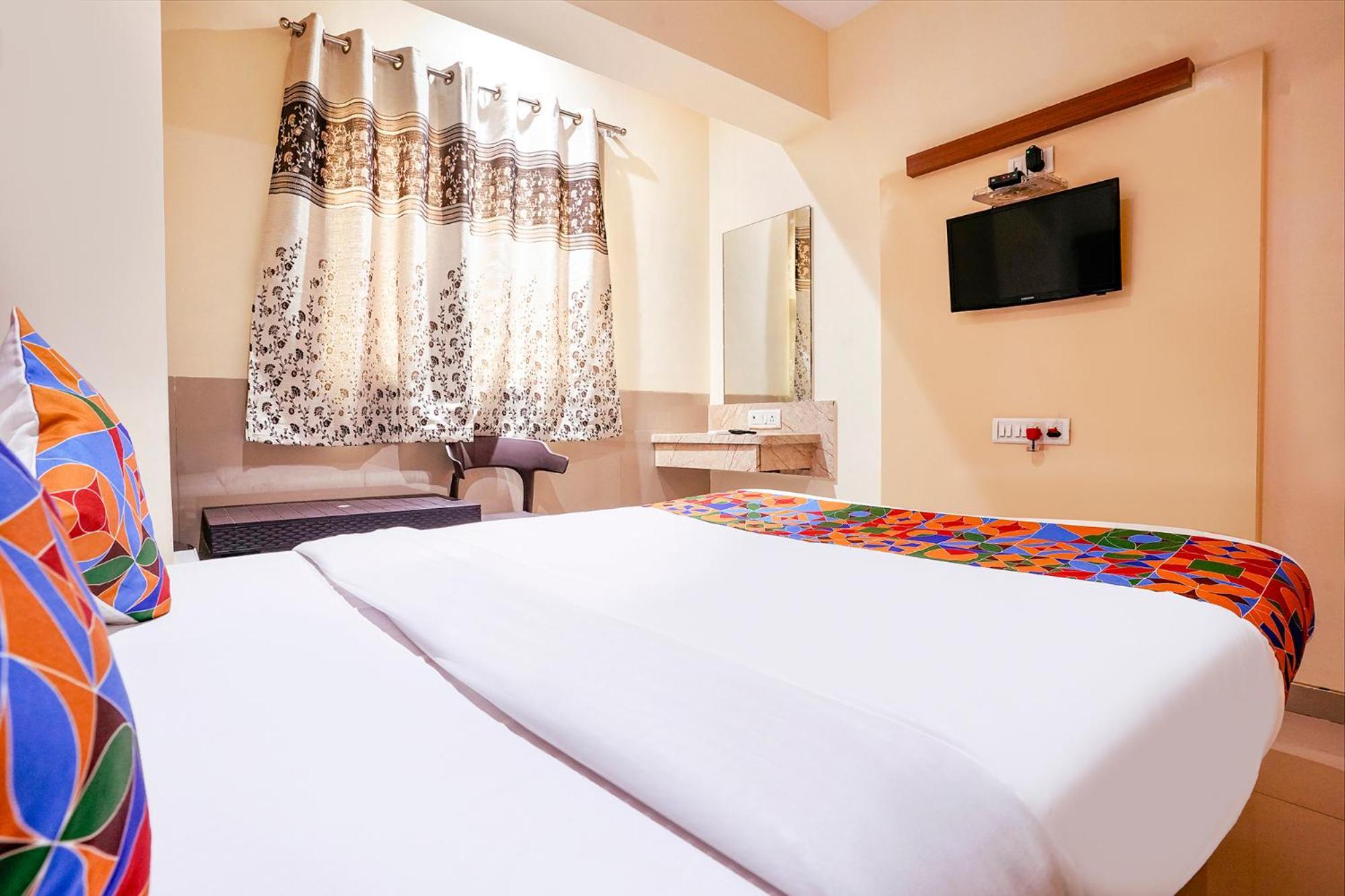 Fabhotel Everest Vashi Dış mekan fotoğraf