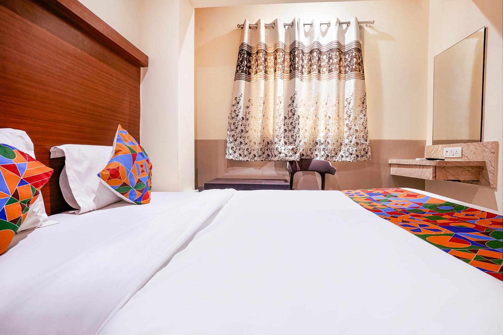 Fabhotel Everest Vashi Dış mekan fotoğraf